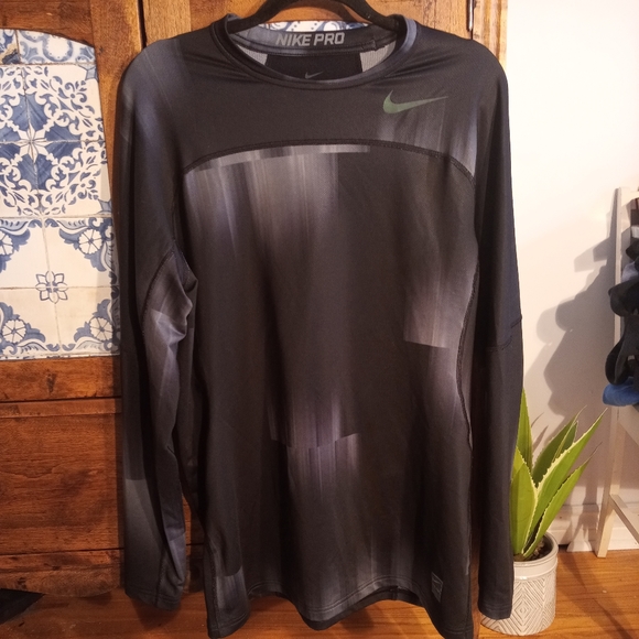 Nike Other - RESERVED Nike Hyperwarm compression top large